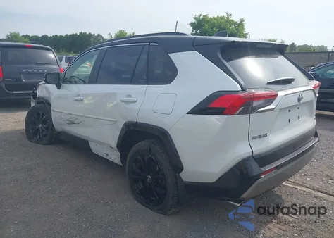 2024 Toyota Rav4 Hybrid Xse z USA, uszkodzony, nr VIN JTME6RFV8RJ057839
